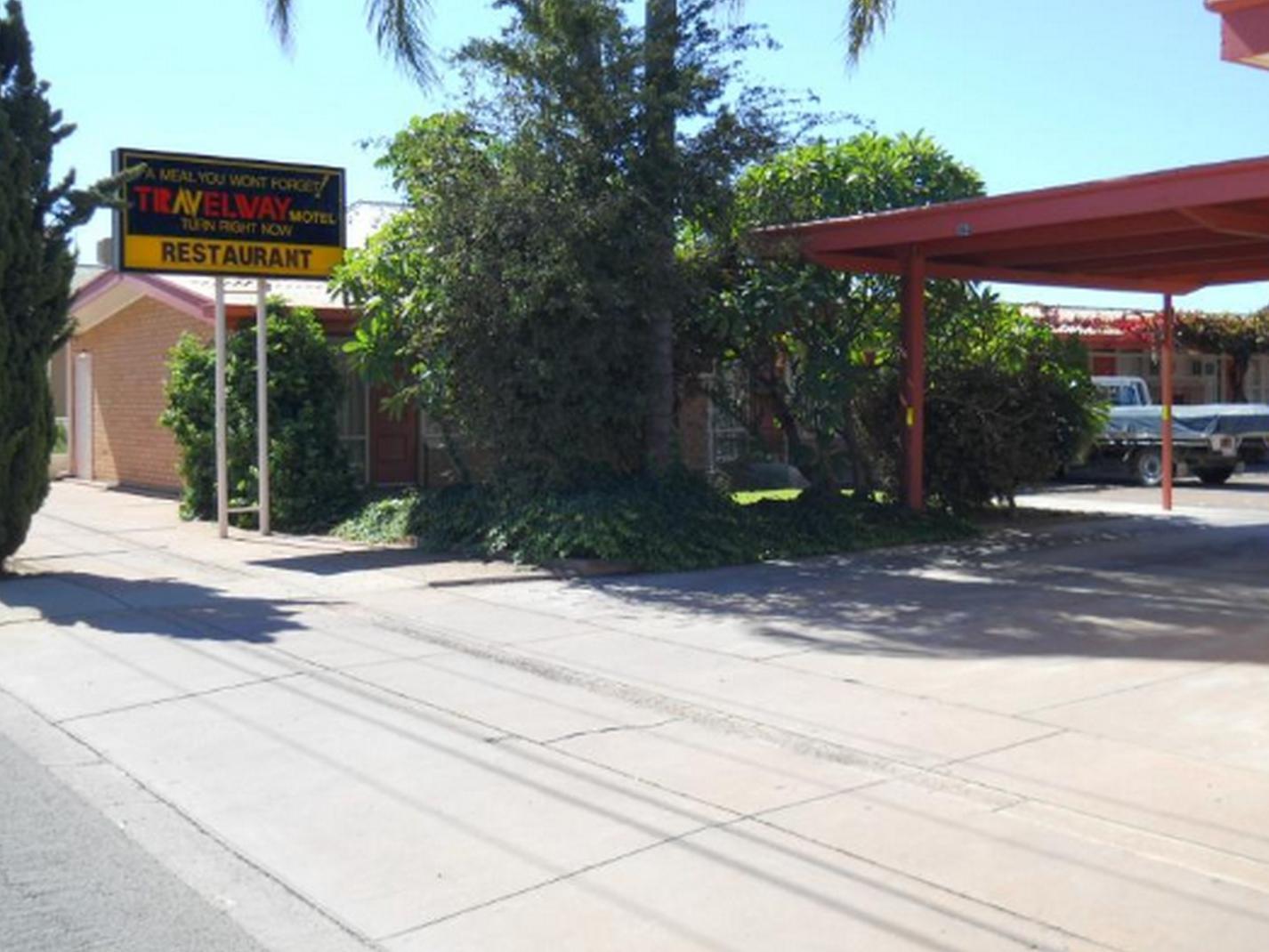 Travelway Motel Port Pirie Buitenkant foto